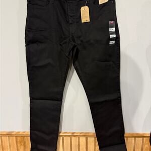 Levi’s 311 Shaping Skinny Jeans Black Stellar Stretch 33x30 NWT